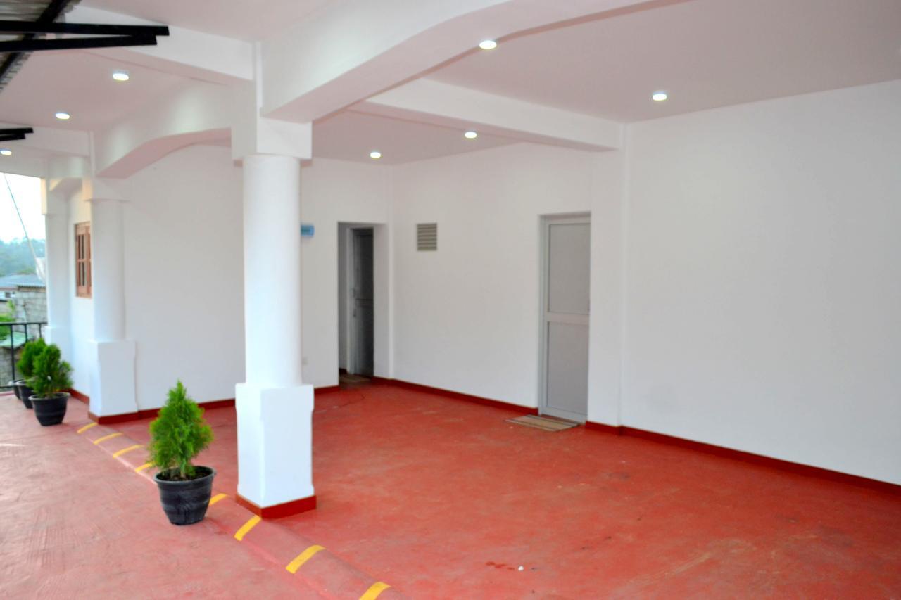 הפוטאלה Olive Hill Top Hotel מראה חיצוני תמונה